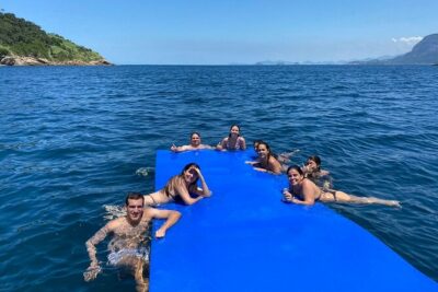Rio de Janeiro: Shared Speedboat Tour with Beer Included! - Starting at Urca: getting on the boat without fuss